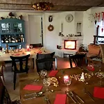 Spitzwegerich By Interhome *