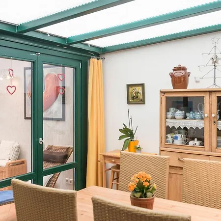 Spitzwegerich By Interhome Kappe